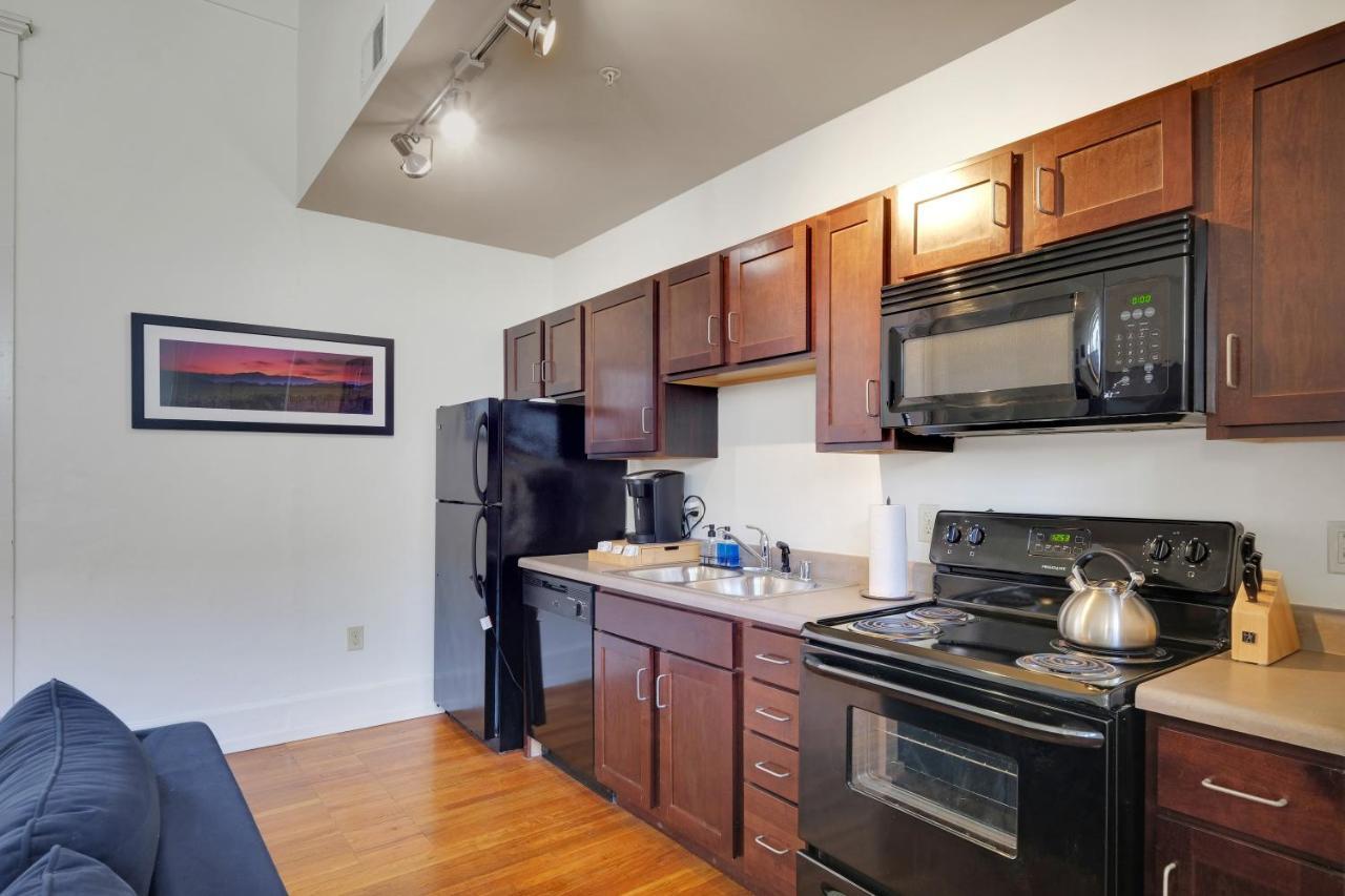 Apartment With King Bed In Downtown ลุยส์วิลล์ ภายนอก รูปภาพ