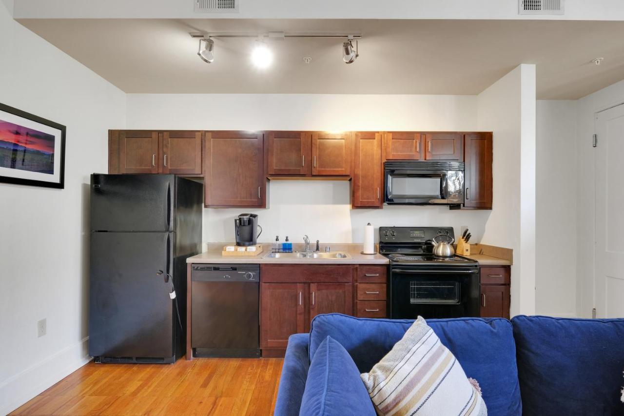 Apartment With King Bed In Downtown ลุยส์วิลล์ ภายนอก รูปภาพ